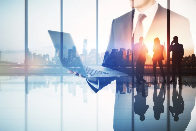 Abstract image of businessman using laptop in mode 2026 01 11 08 33 52 utc - Støtteordninger for bedrifter: tilskudd, lån og garantier