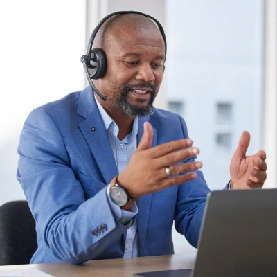 Black man laptop and video call consulting with h 2026 01 09 11 35 50 utc - Hvordan bruke Altinn som bedrift