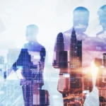 Businessmen silhouettes working together on blurry 2026 01 11 08 35 58 utc - Tips for effektive møter mellom bedrifter