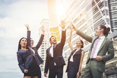 Close up of business people hands together teamwo 2026 01 11 09 23 44 utc - Hvordan bygger man et profesjonelt nettverk? LinkedIn, møter og...