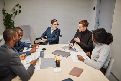 Diverse business team planning project 2026 03 09 01 53 08 utc - Grensesetting i relasjoner: Slik setter du tydelige og respektfulle grenser