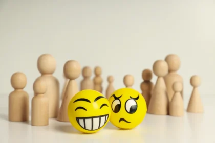 Mental disorders concept composition for bipolar 2026 01 09 07 53 29 utc - Slik bygger du gode relasjoner på jobb