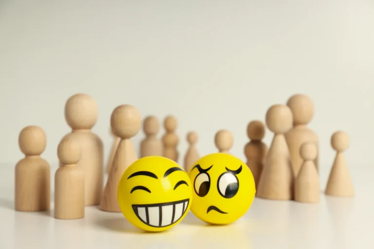 Mental disorders concept composition for bipolar 2026 01 09 07 53 29 utc - Slik bygger du gode relasjoner på jobb