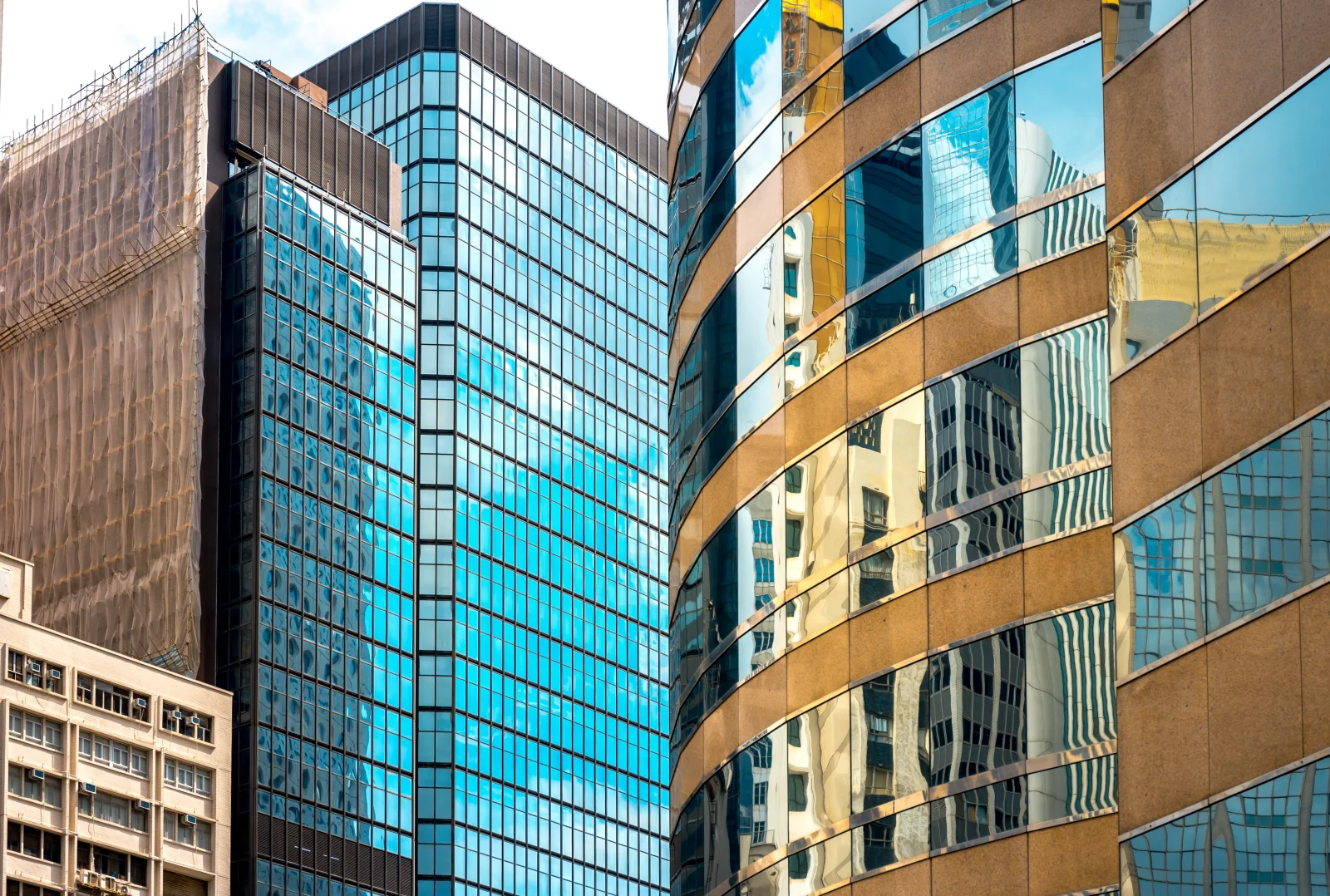 Modern office building detail glass surface 2026 01 11 09 10 55 utc - Trinn-for-trinn: Slik outsourcer du lønn i Norge (GDPR, A-ordningen, I...