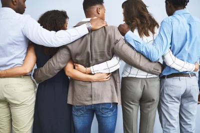 Strong teams have each others backs 2026 01 09 11 30 50 utc - Empati i praksis: slik utvikler du evnen til å forstå andre