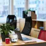 Workplace of designer or manager in openspace offi 2026 01 09 01 18 12 utc - AS vs ENK: Sjekkliste (8 spørsmål) for å velge riktig selskapsf...